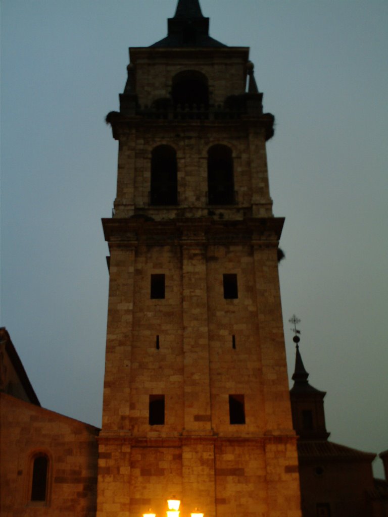 Torre de la Iglesia Magistral by Paco López Hernández