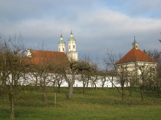 Blick auf Kloster Holzen by hubi1802