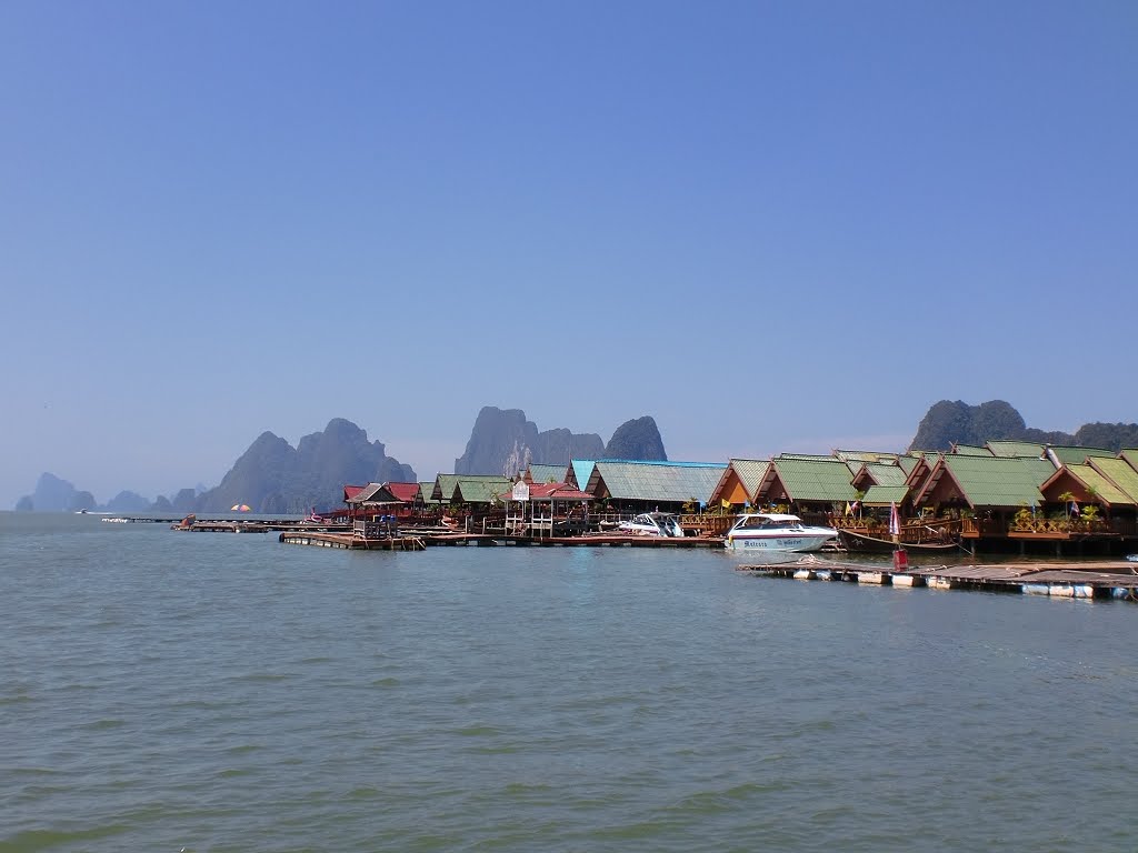 Koh Panyi Muslim Village by A.Weisser