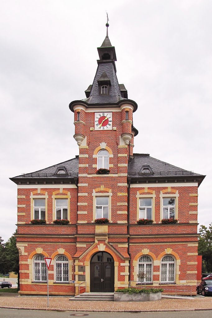 Bergbauweg Oelsnitz - Rathaus am 15.Okt. 1895 eingeweiht by Rudolf Henkel