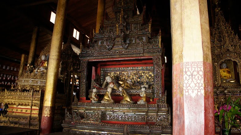 Nga Phe Kyaung ( Jumping Cat Monastery ) - Inle Lake, Burma. by Paul HART