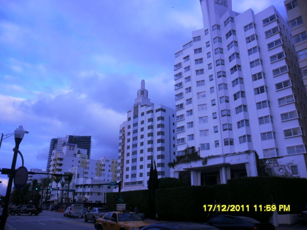 Miami beach, collins avenue photo: giorgio ghidotti www.ghidottigioielleria.it by Desaix