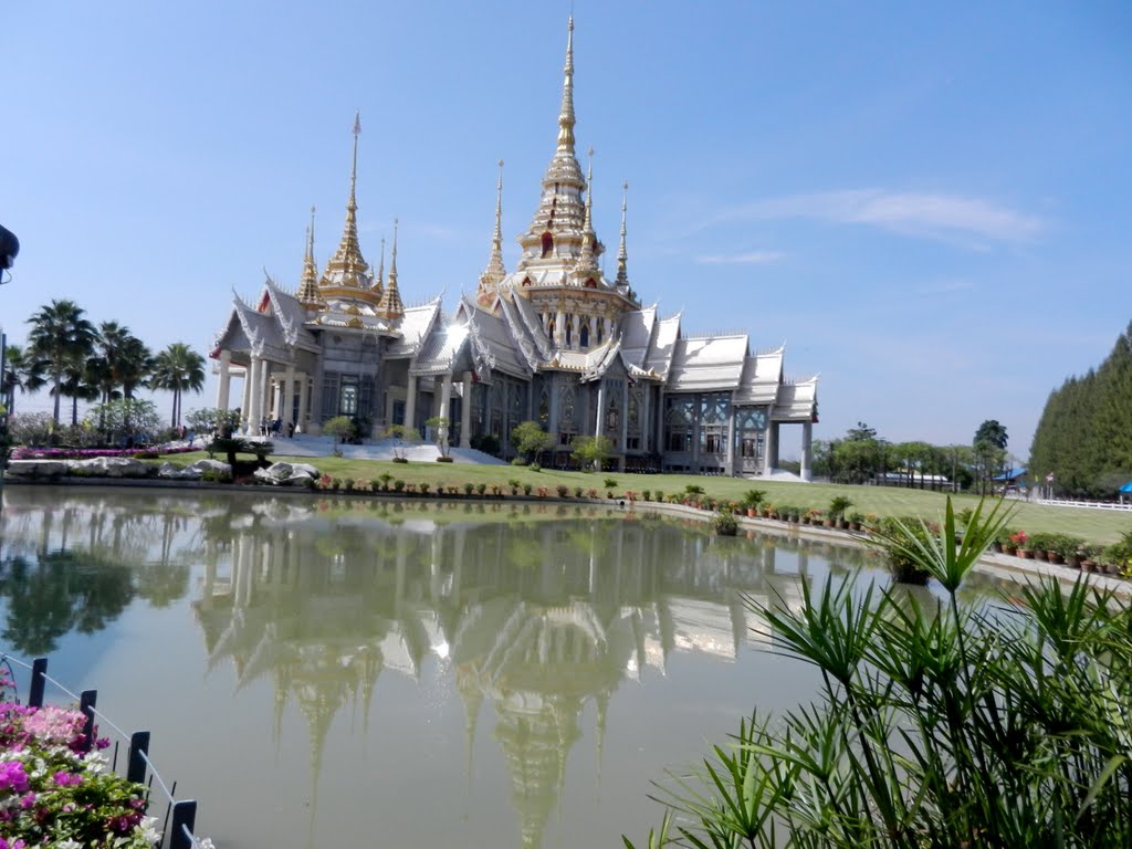 Wat Nonkum - Wat Luang Po To by Thaibasio