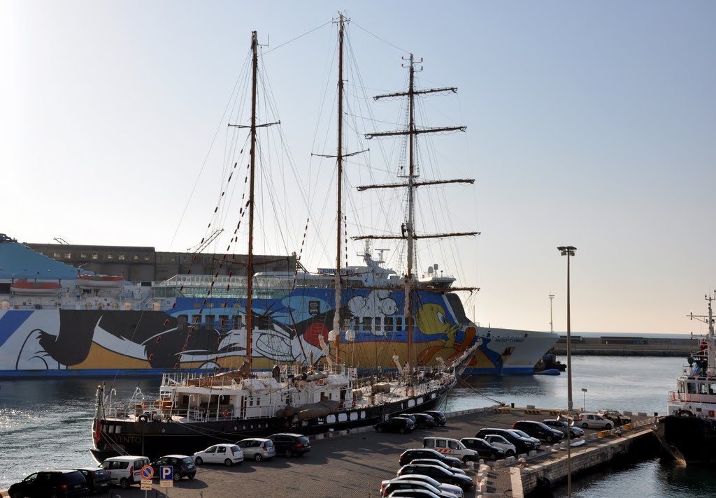 La Signora del Vento, in porto - Civitavecchia (RM) ITALY by effebi