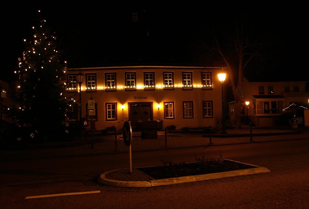 Rathaus in Niederelbert an Weihnachten 2011 by Dieter Wick