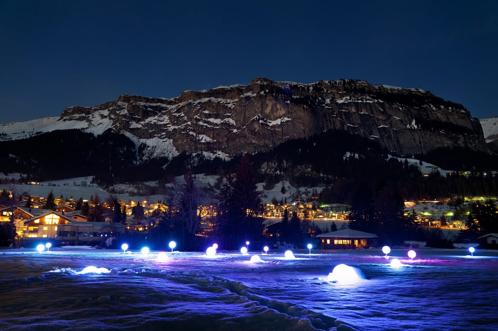 Playing lights in the night by Joe Photography