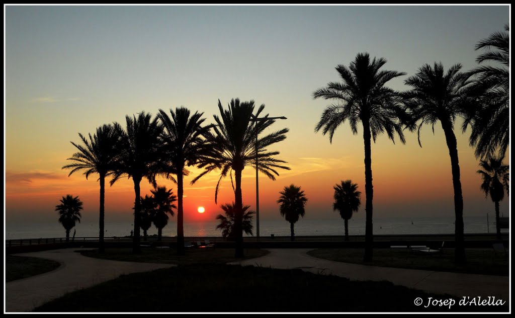 Sunrise 2011/09/27 by Josep M.T.