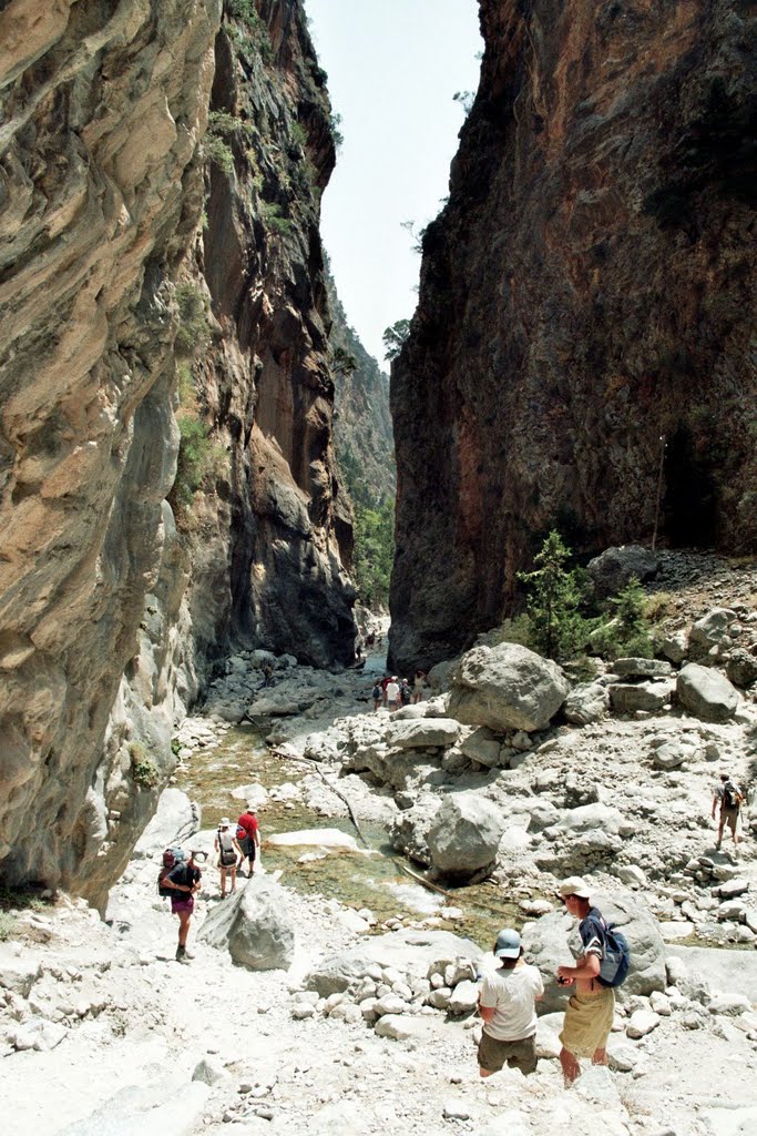 Crete 2002: Samaria gorge - The iron gate by Arco On Tour