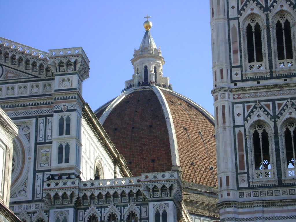 Piazza del Duomo by Sergio Luiz Zampieri