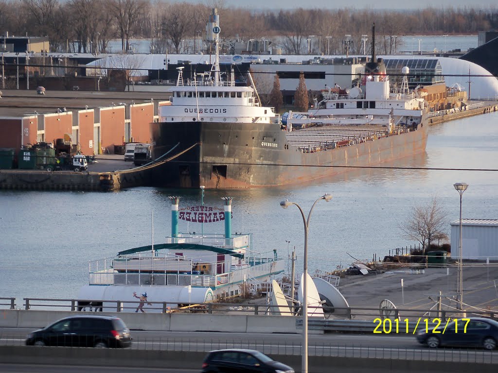 Lake freighter Quebecois by Geo Swan