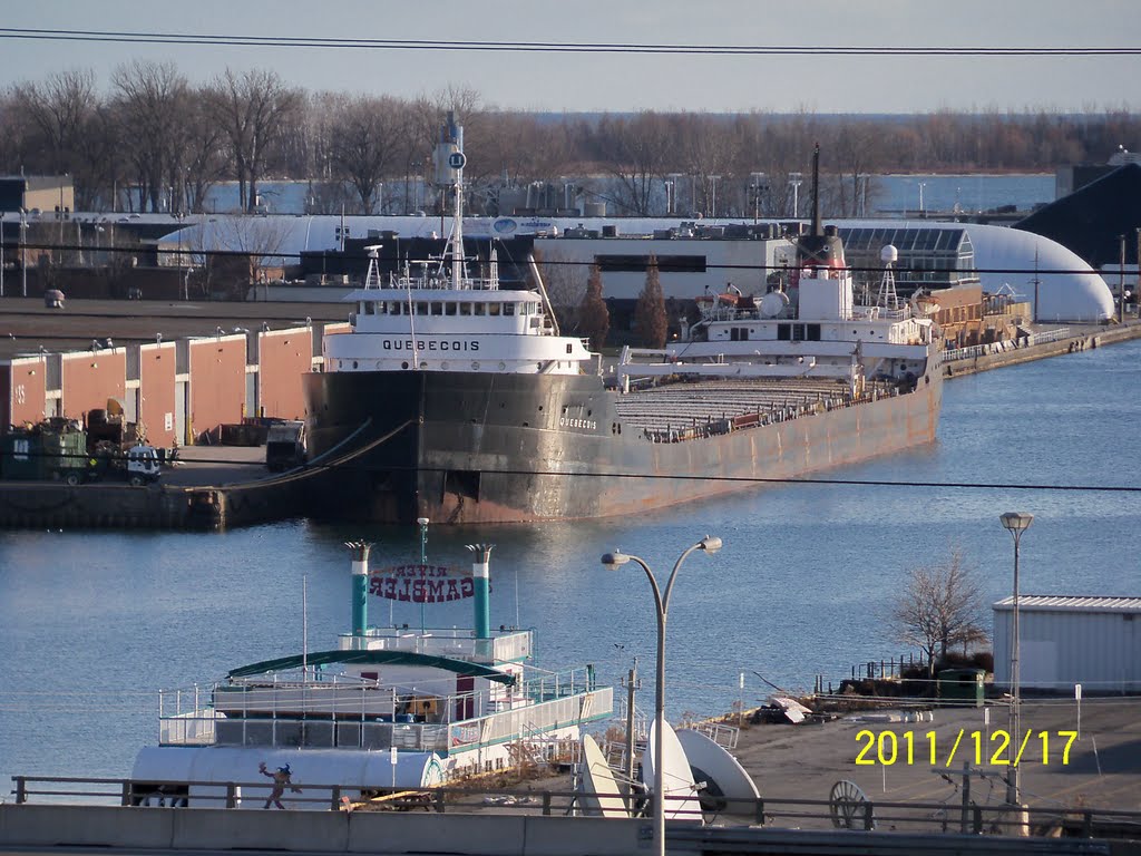 Lake freigher Quebecois by Geo Swan