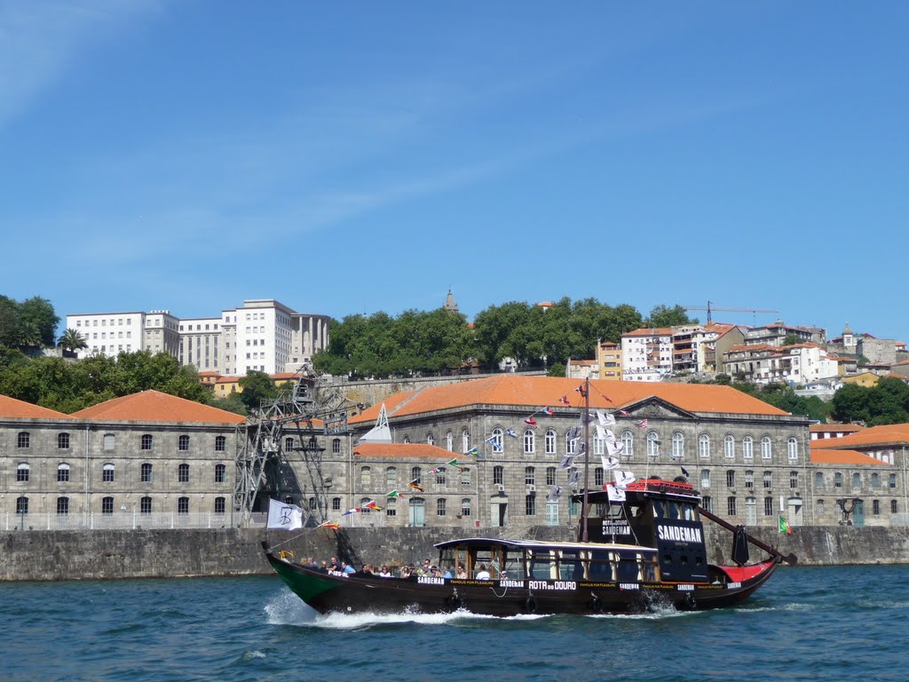 New Customhouse (Porto, Portugal) by JoaquinLR