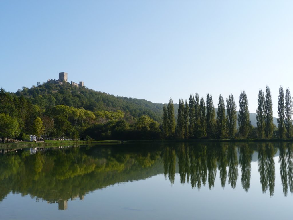 Chateau cathare Puivert by Dominic Mathieu