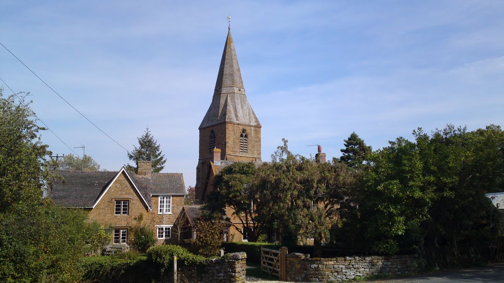 Radway Church on a summer day by DaveReid