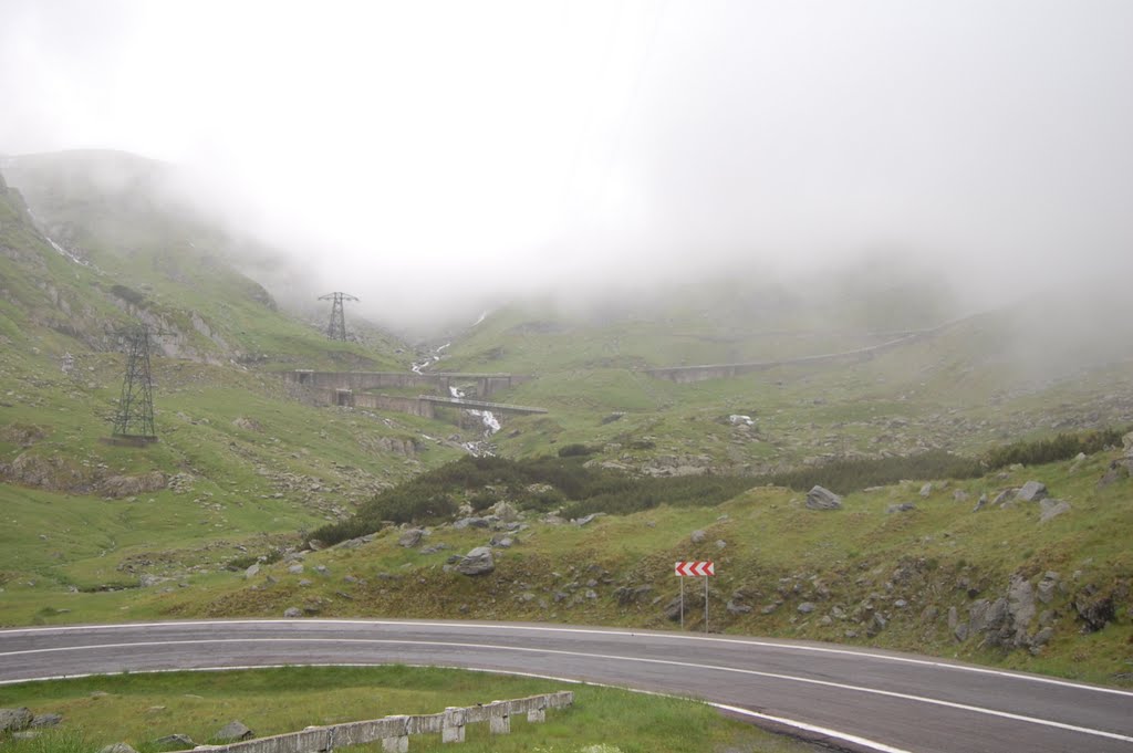 TRANSFAGARASAN-ROMANIA by frigioiuemilian