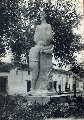 A la justicia ultrajada. Escultura de Francisco Paredes García by shinxenius