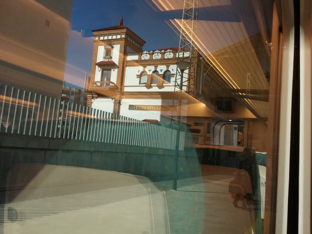 Estacion Jerez en tren by Arpia Trail