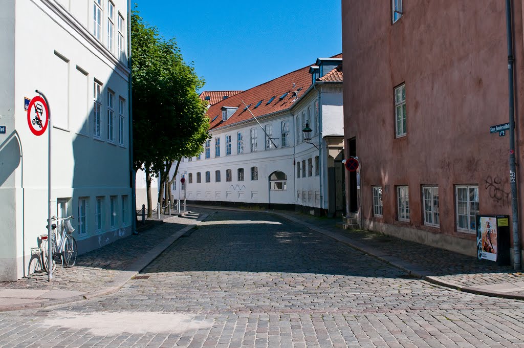 Christianshavn by Kurt Løfquist (Tryll…