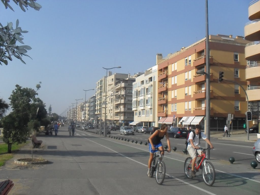 Esplanada de Matosinhos by Björgvin Asgeirson