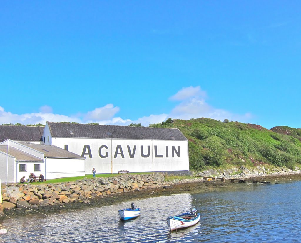 Lagavulin Destillery by peppersoft25