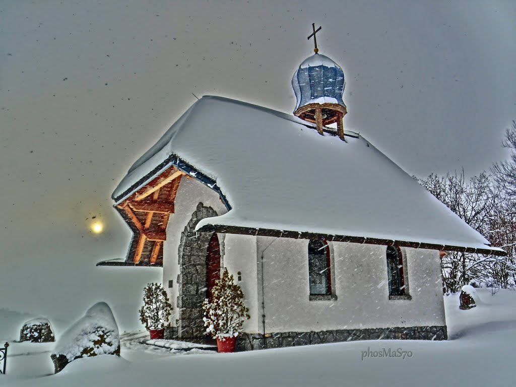 Wittlisberger Kapelle in Häusern bei Winter by phosmas70