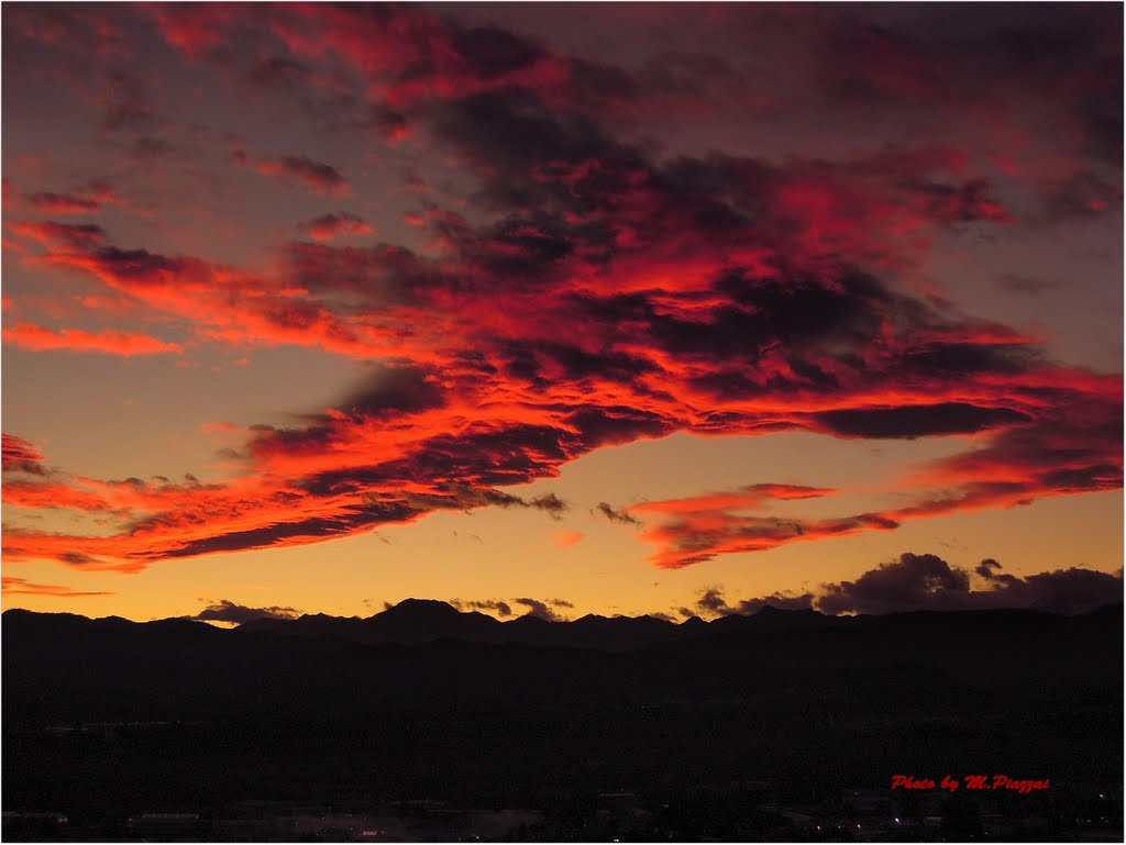 Tramonto a San Colombano 8 by Maurizio Piazzai