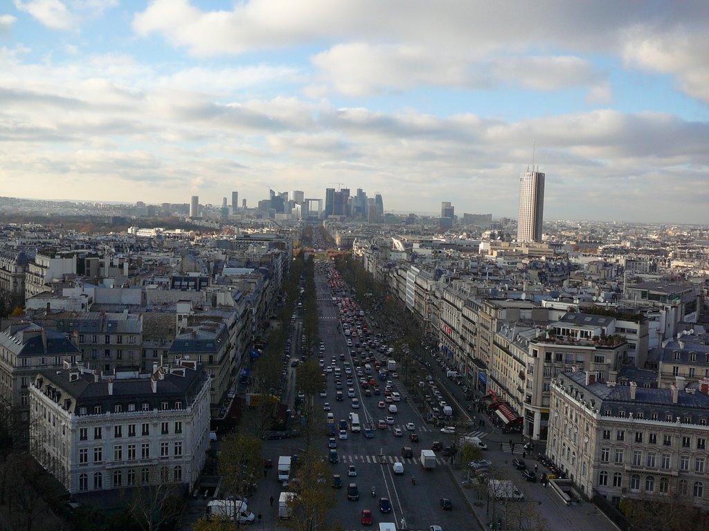 Paris, Avenue de la Grande Armèe by Jabusan