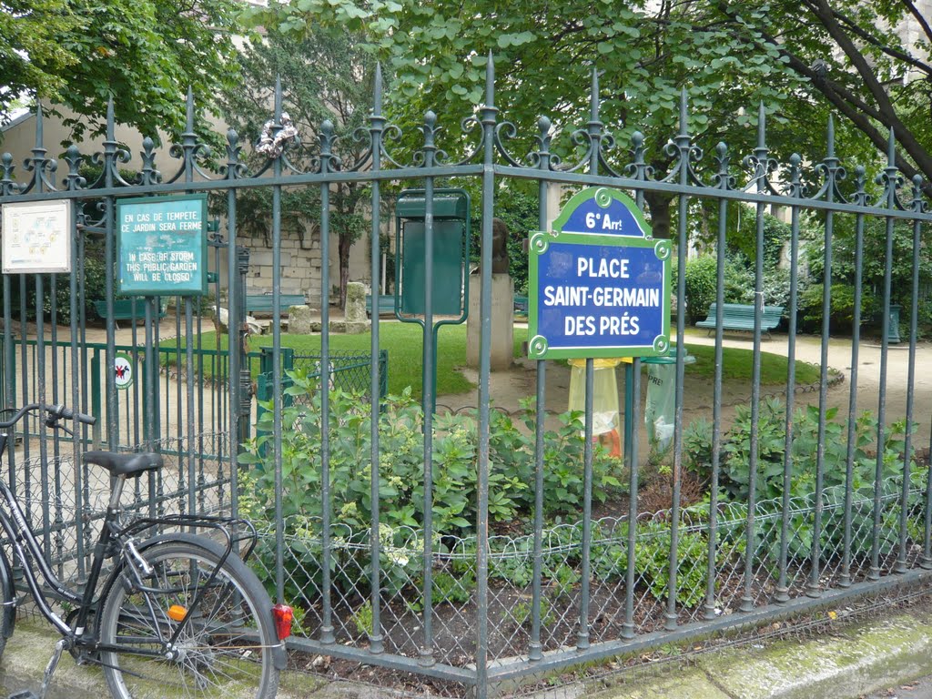 Paris, Plaça Saint-Germain Des Prés by Eulalia Garreta