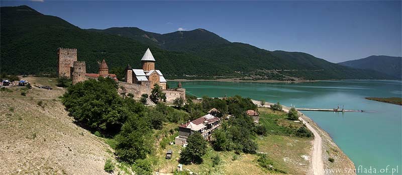 Ananuri Fortress, Georgian Military Highway (Georgia) by Łukasz Bujonek