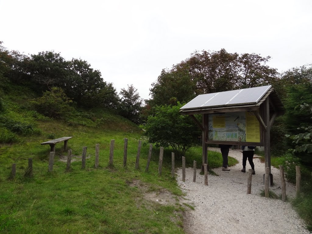 Entrance to nature reserve Zwanenwater near Callantsoog by Willem Nabuurs