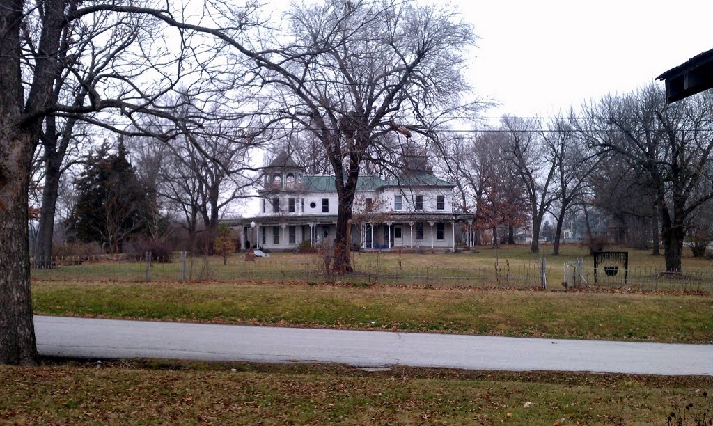 Keytesville Spooky Mansion by RememberTheAdamo