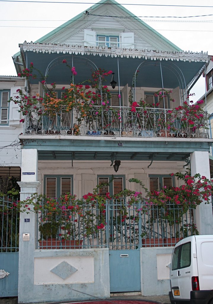 Maison créole à Pointe à Pitre by Ludwig-Maurice