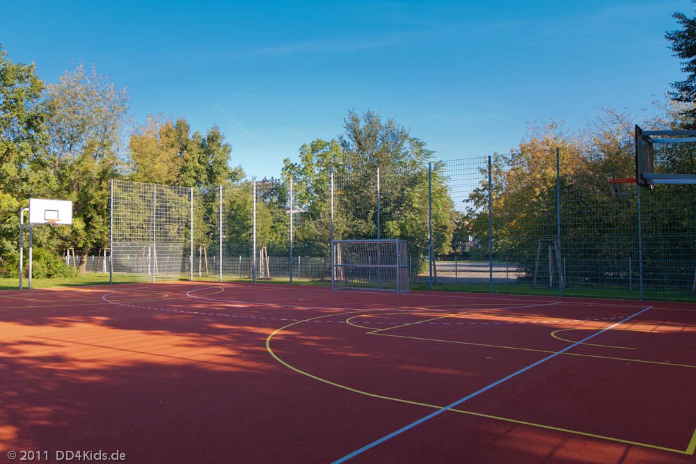 Ballplatz Spenerstraße in Striesen by dd4kids.de