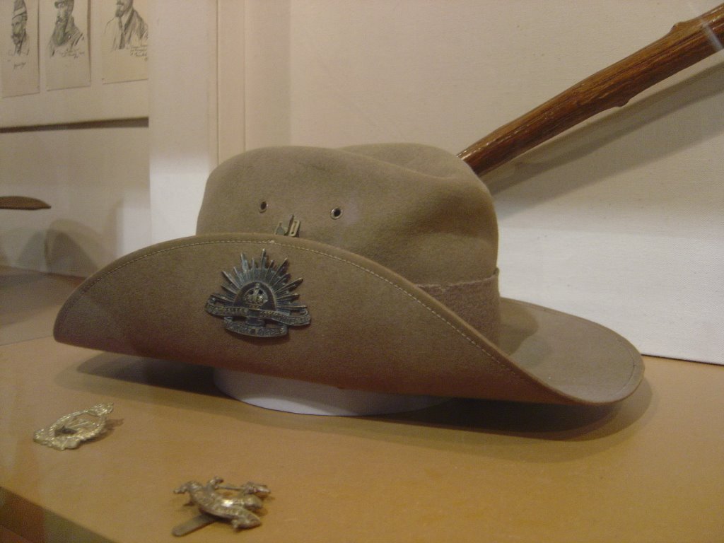 An Australien soldiers hat (1914/1918) by Lecleire Jacques