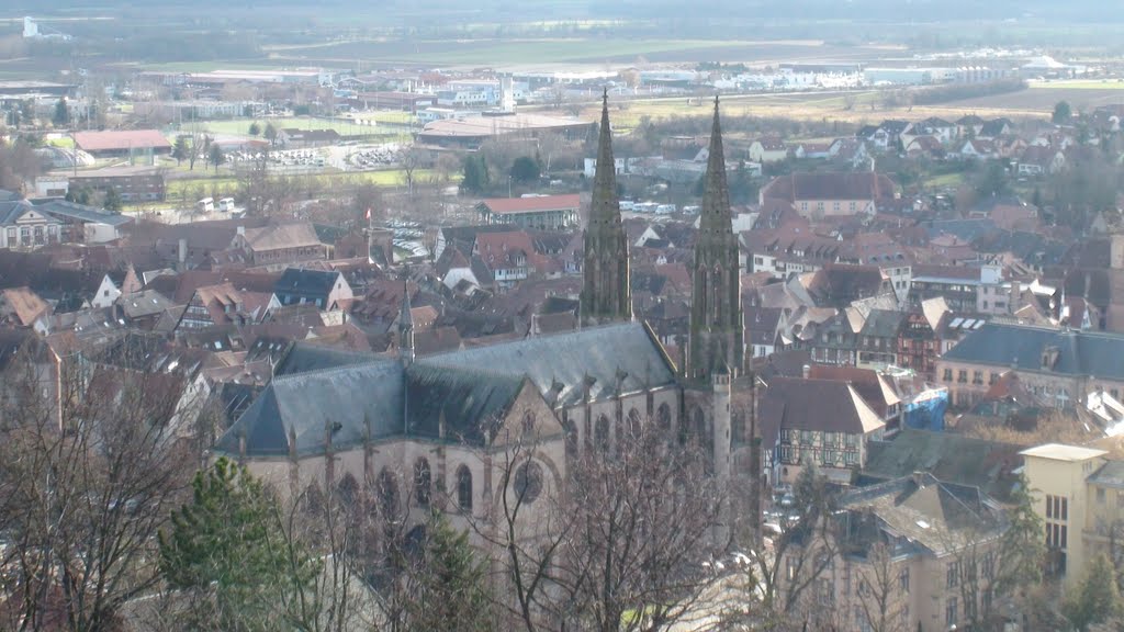 L'Eglise Saints-Pierre-et-Paul d'Obernai vue du Mont National by SocoA