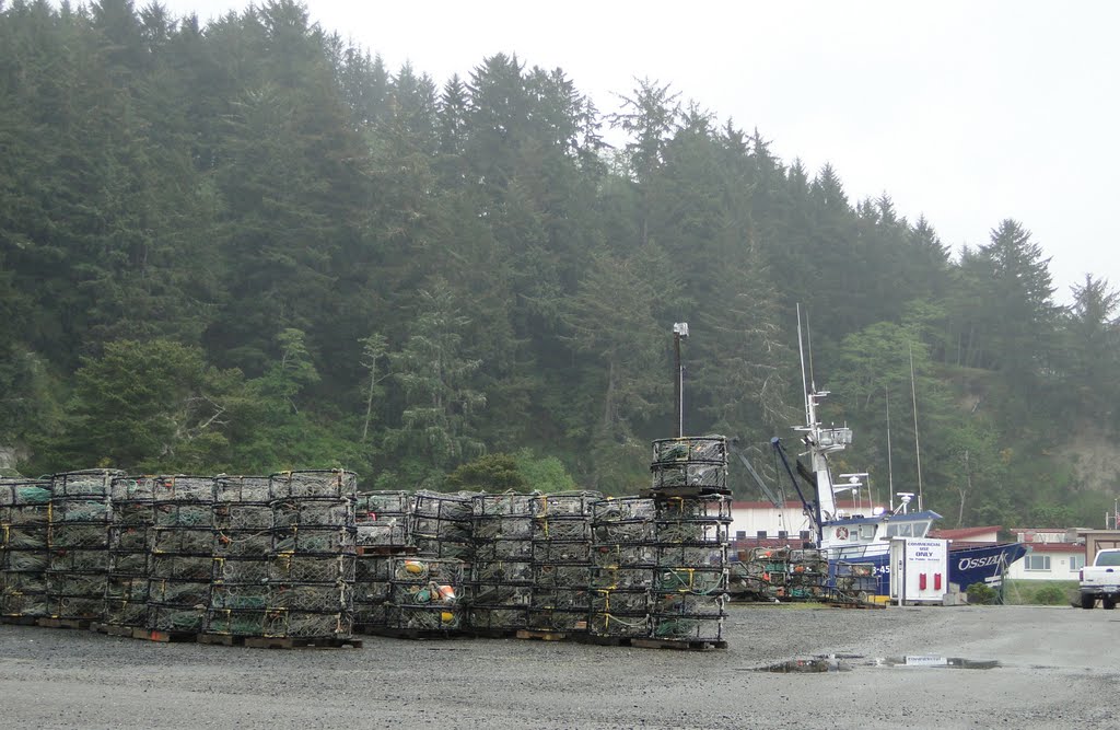 Winchester Bay, OR by Gino Vivi