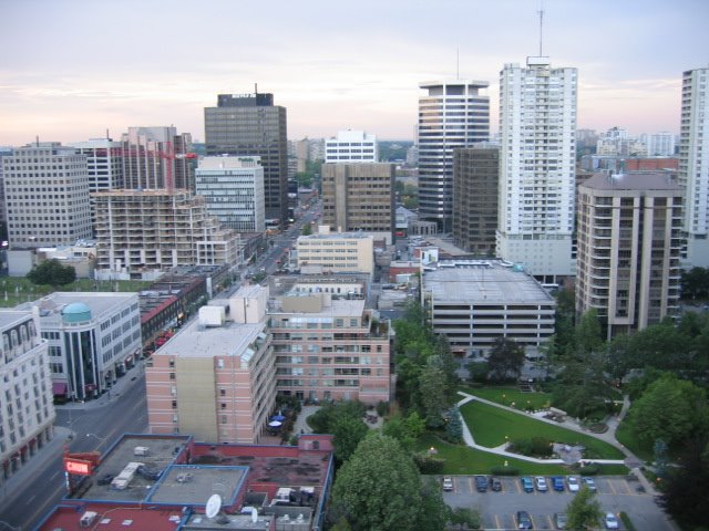 Yonge & St. Clair view north by toadz