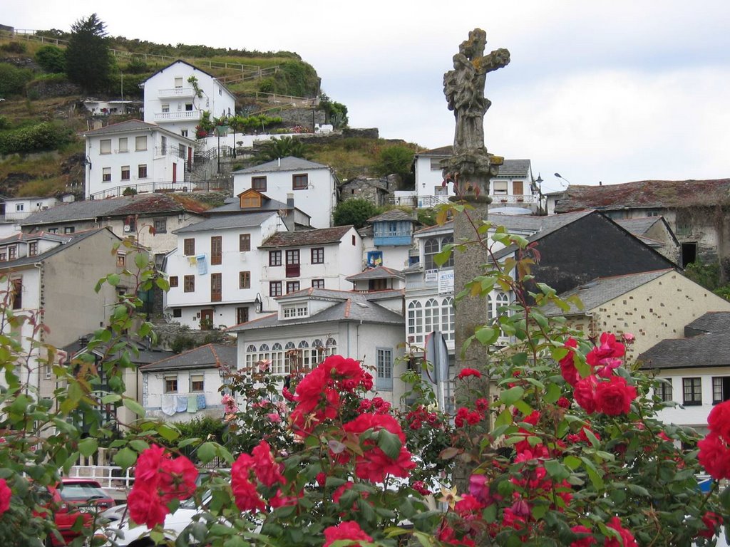 Luarca by La Casa del Chiflón (Bulnes)