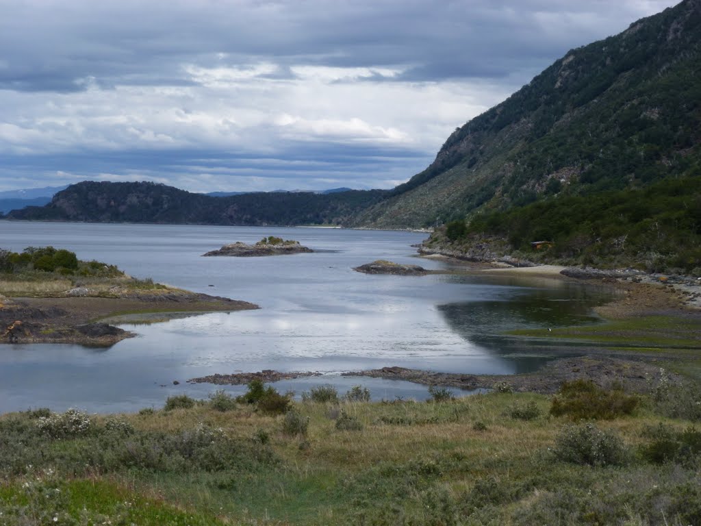 Bahia Lapataia, Parque Nacional Tierra del Fuego by Lo zio di Leo