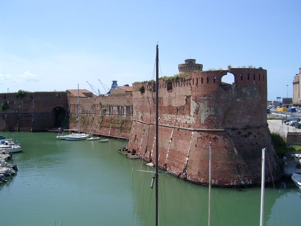 Festungsanlage Fortezza Vecchia by mariogenexgode