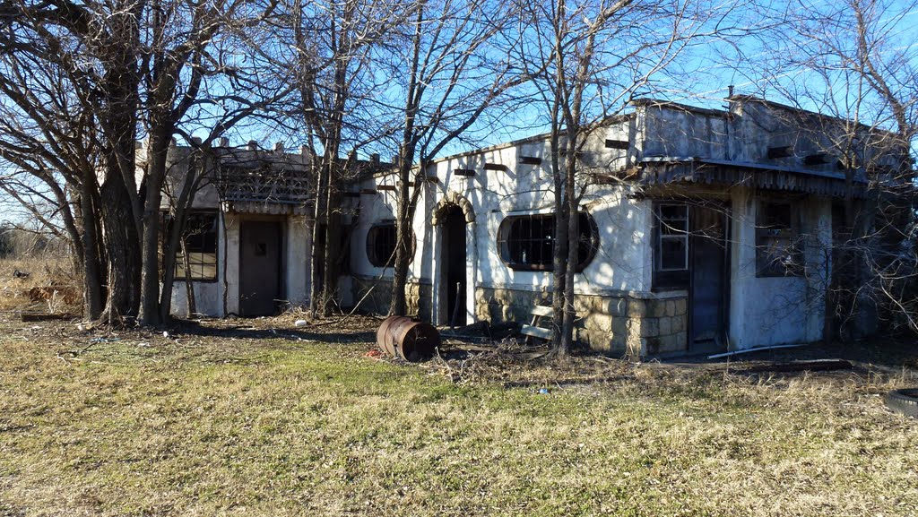 2011_12-24_Ponca City Oklahoma_P1020331 by lightbenders