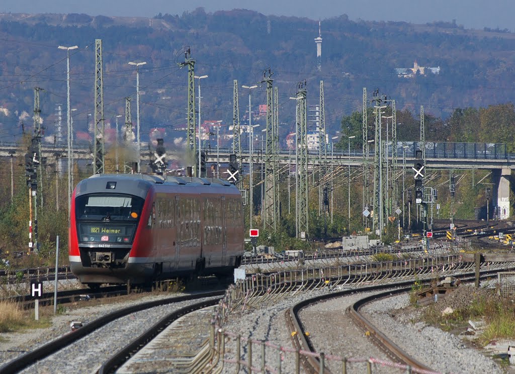 642 018 Ausfahrt Göschwitz nach Weimar - 23.10.2011 by Erhard66802