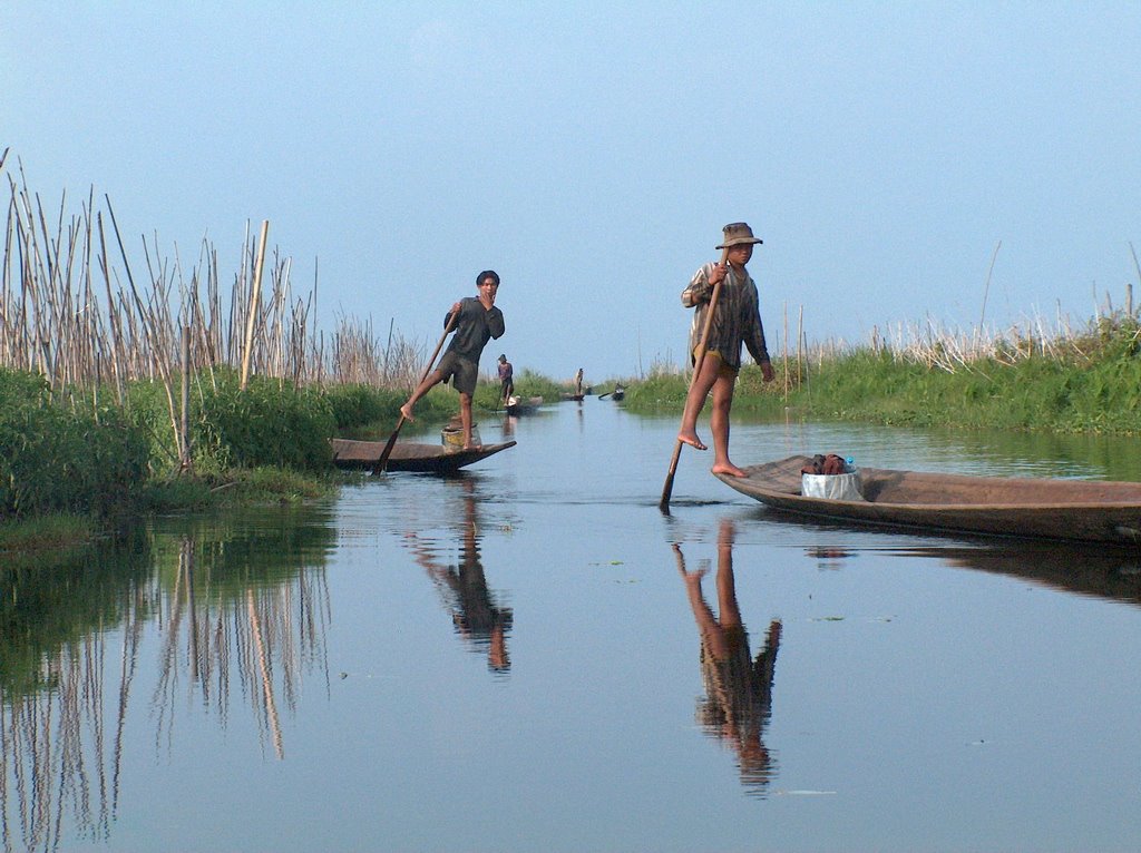 Lake inle by guggia