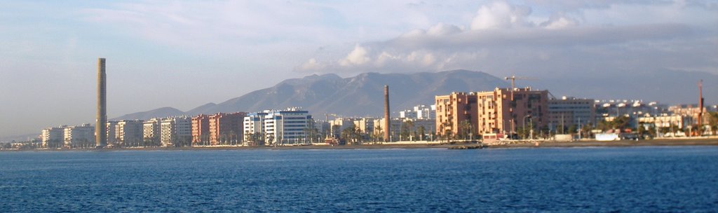 Paseo Maritimo Antonio Bandera desde La Mar by A. Trigo