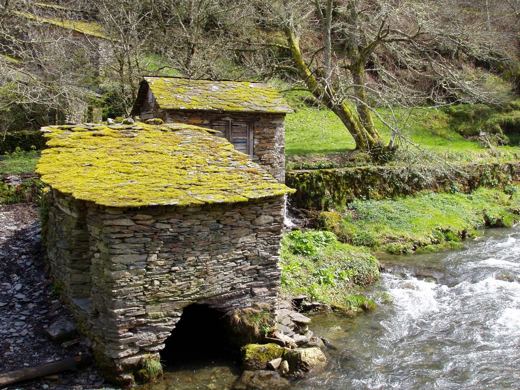 Muíños Ferramulín. Serra do Caurel. by Seara