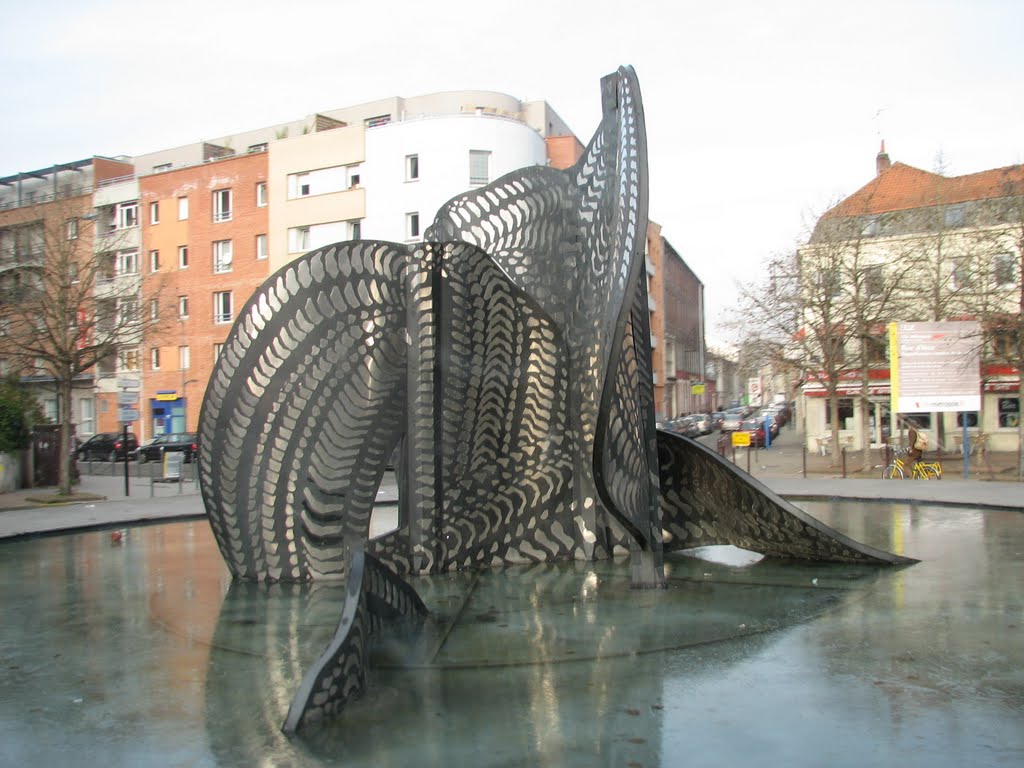 Place Solidarité, Lille. France by BALADAR