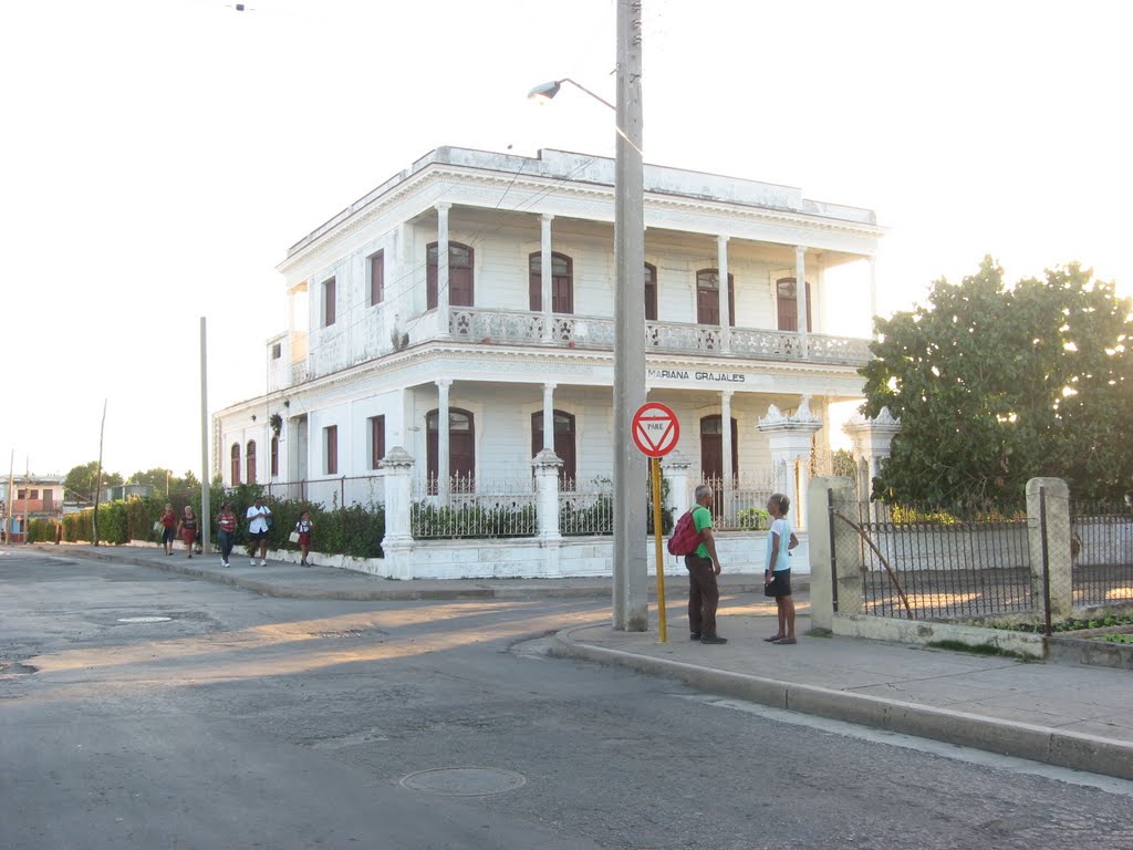 Escuela Primaria (Antigua Escuela Experimental) by curty2012