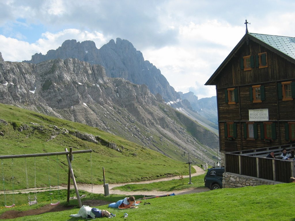 Rifugio Genova/Schlüterhütte by leiferdrengen