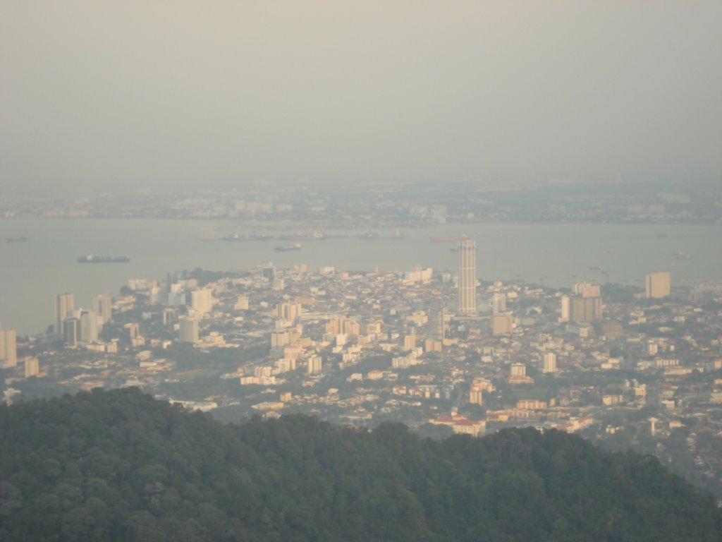 Penang from hills by Sindujan