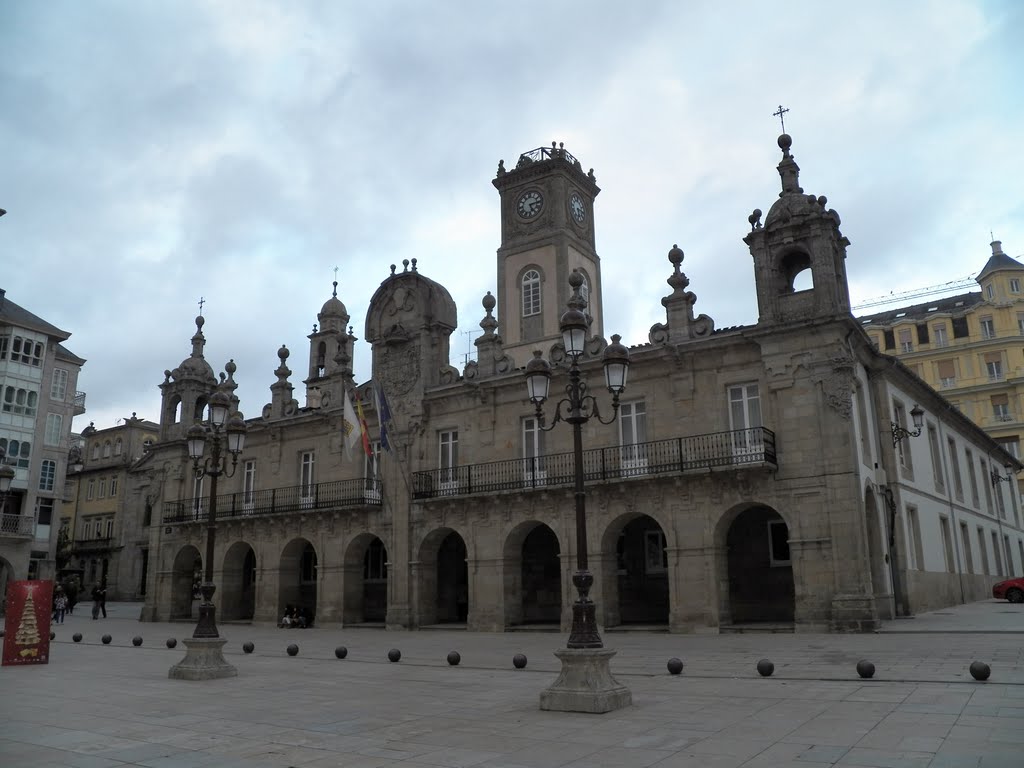 Ayuntamiento. LUGO. by Fernando Fernandez Justiniano